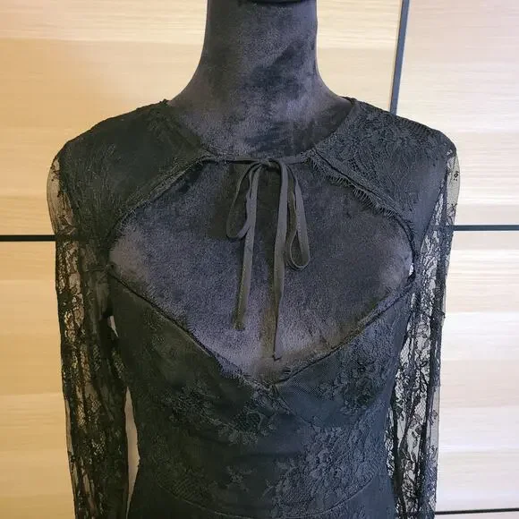 NEW Lulus Desirably Dramatic Black Lace Dress Womens L MIDI Whimsigoth Witchy - Picture 5 of 15
